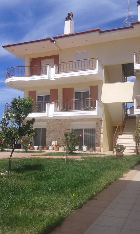 Theano Apartments Nea Plagia Exterior foto